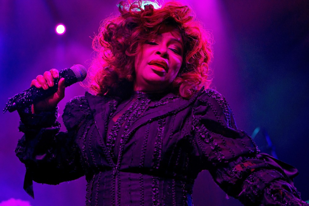 Chaka Khan;<br>Chaka Khan Performing