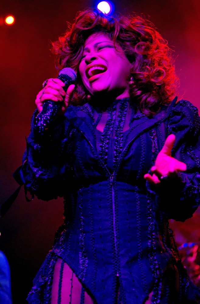 Chaka Khan;<br>Chaka Khan Performing