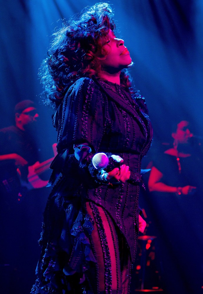 Chaka Khan;<br>Chaka Khan Performing