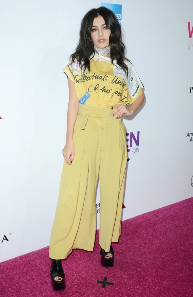 Billboard Women in Music 2016 - Red Carpet Arrivals