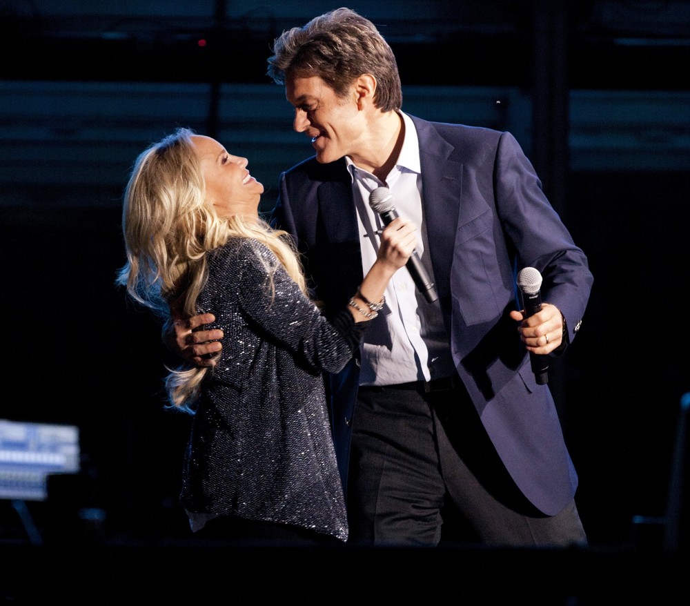 Kristin Chenoweth;Dr. Mehmet Oz;<br>Black Eyed Peas and Friends Concert 4 NYC in Support of The Robin Hood Foundation