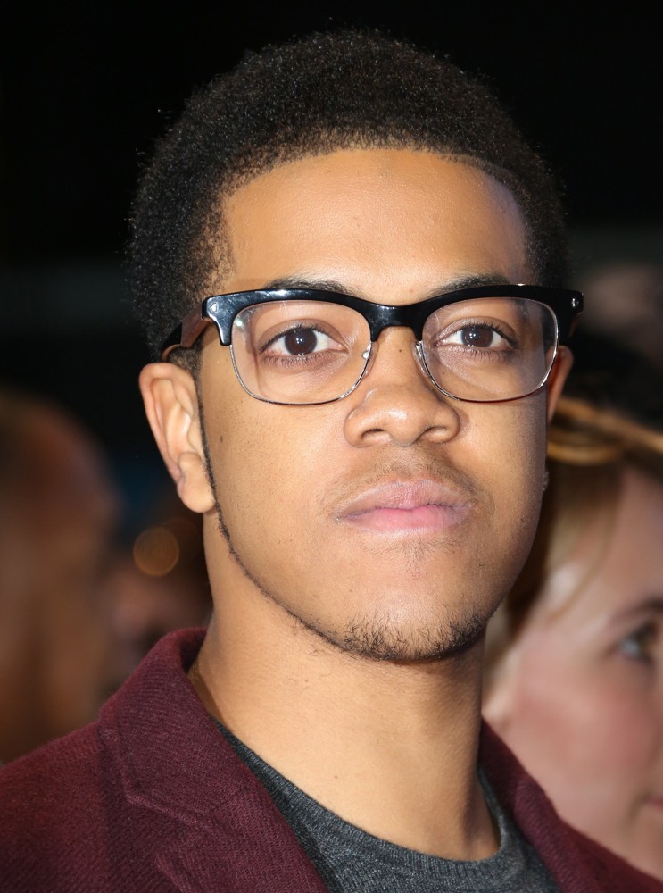 The Premiere of The Twilight Saga's Breaking Dawn Part II - Arrivals