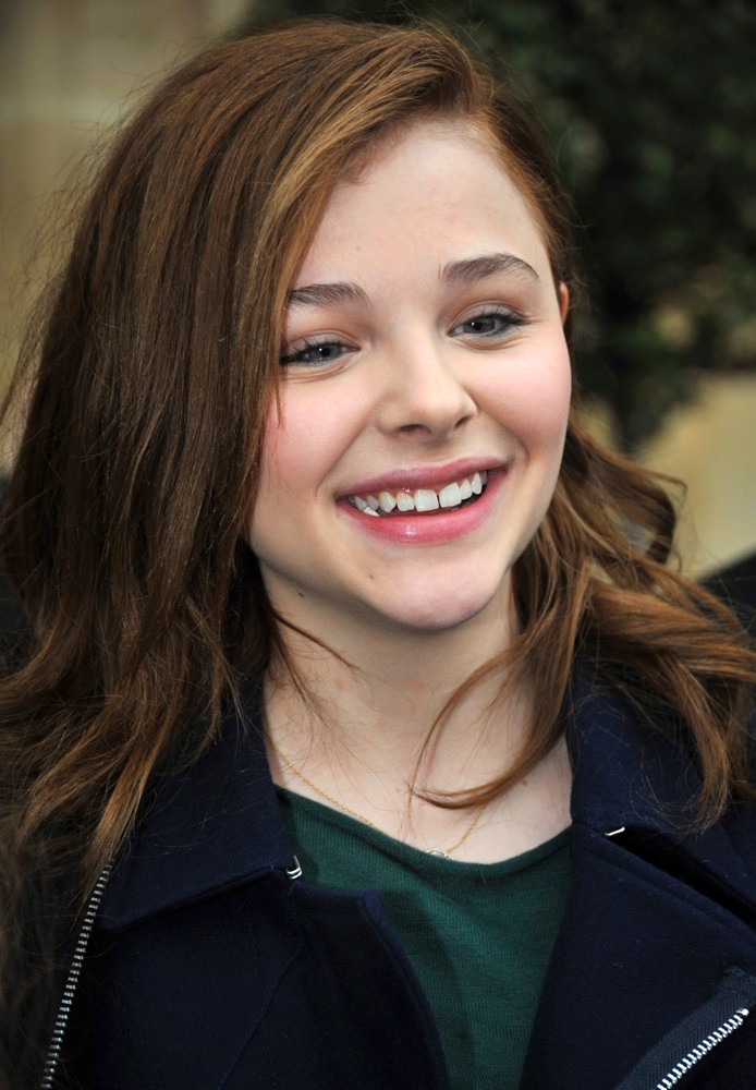 Chloe Moretz;<br>Chloe Moretz Departs Her Hotel