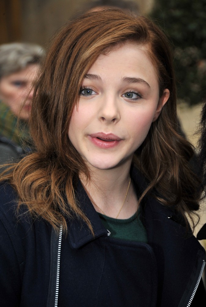 Chloe Moretz;<br>Chloe Moretz Departs Her Hotel