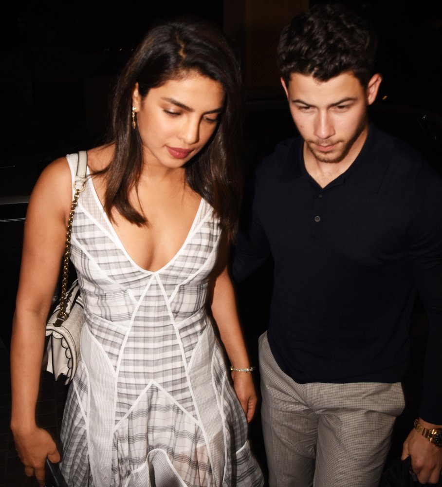 Nick Jonas, Priyanka Chopra and Family Go Out to Dinner