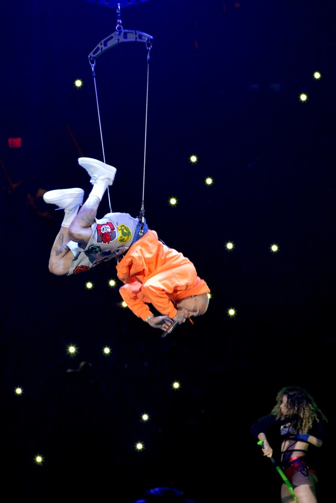 Chris Brown Pictures Latest News Videos