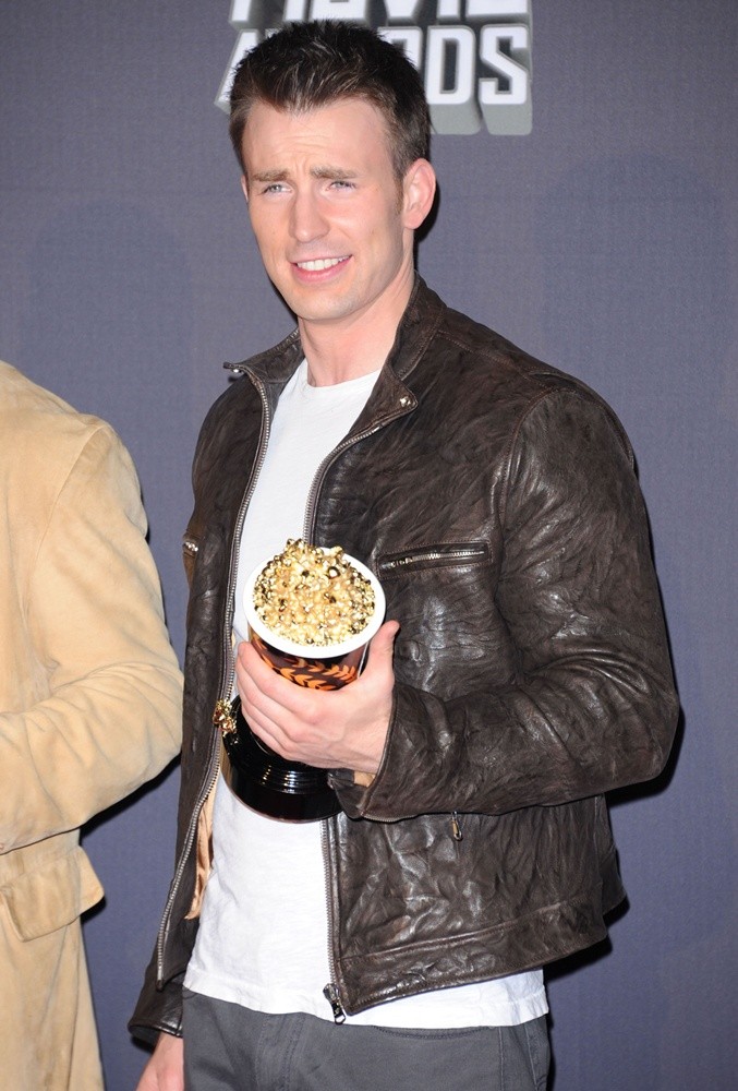 Chris Evans;<br>2013 MTV Movie Awards - Press Room