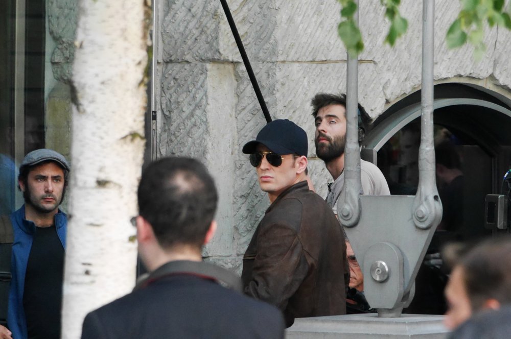 Chris Evans;<br>Chris Evans on The Set of Captain America: Civil War