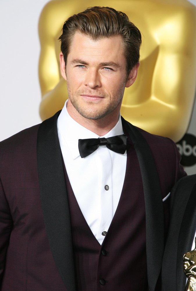 Chris Hemsworth Picture 226 - The 86th Annual Oscars - Press Room