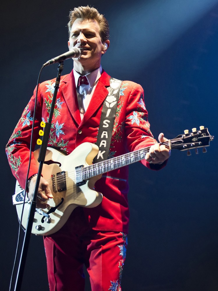Chris Isaak;<br>Chris Isaak Performing Live