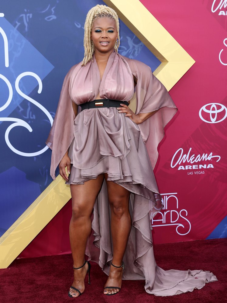 Claire Sulmers;<br>Soul Train Awards 2016 - Red Carpet Arrivals