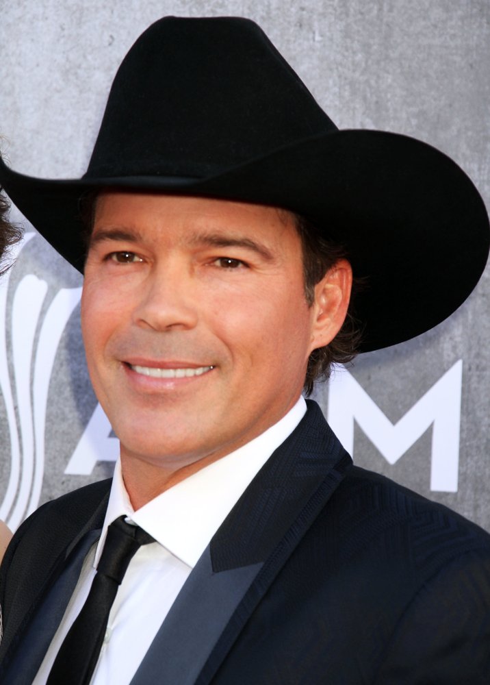 Clay Walker Picture 23 The 51st Academy of Country Music Awards Red