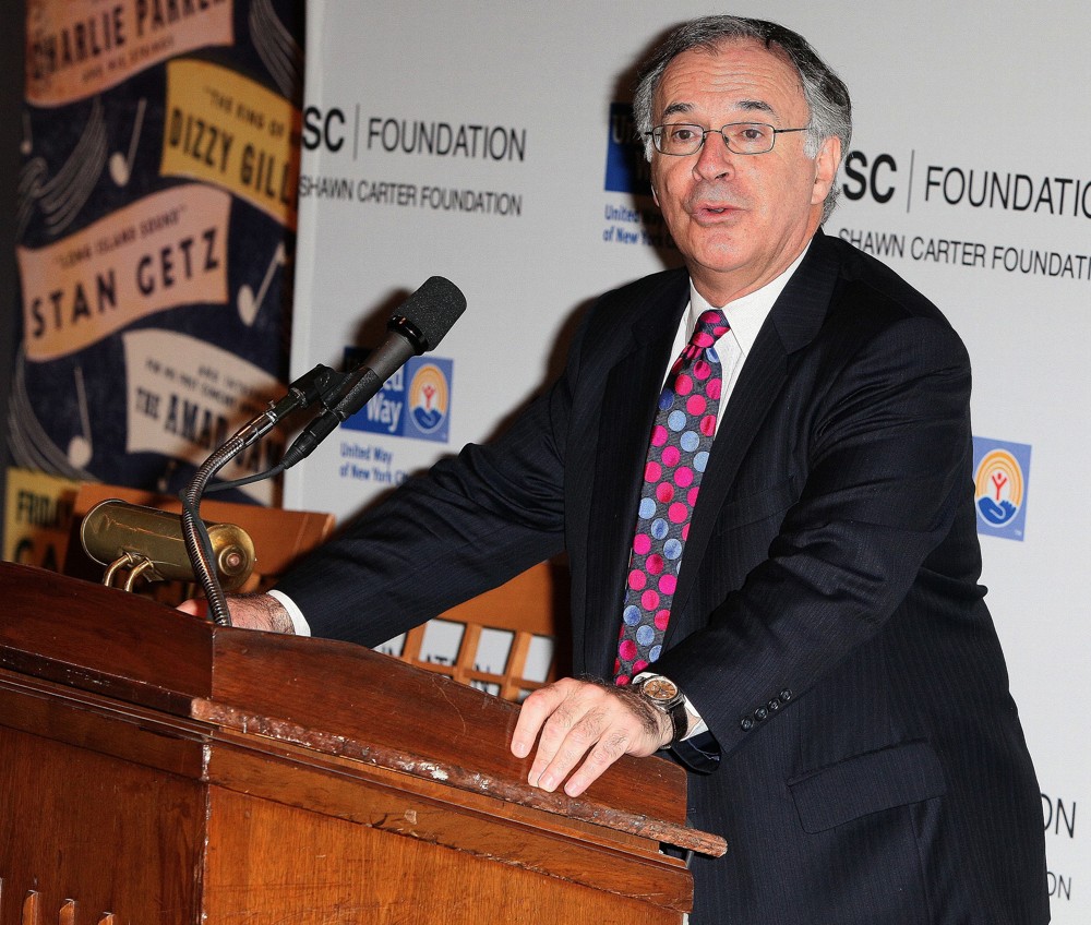 clive gillinson Picture 1 United Way of New York and Shawn Carter Scholarship Foundation Press
