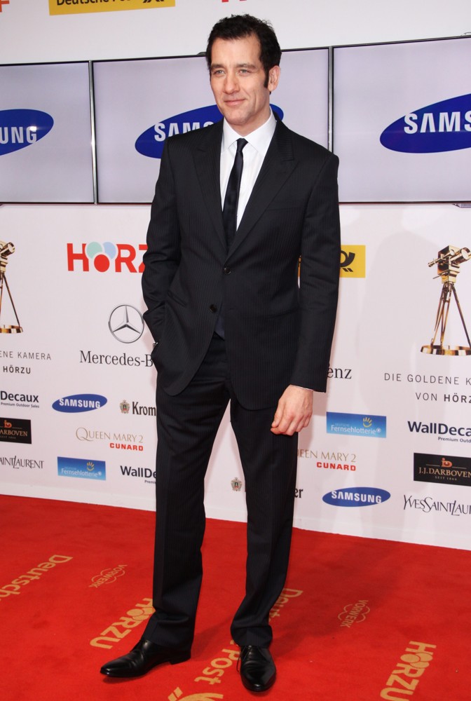 Clive Owen;<br>The 48th Annual Goldene Kamera Awards - Arrivals