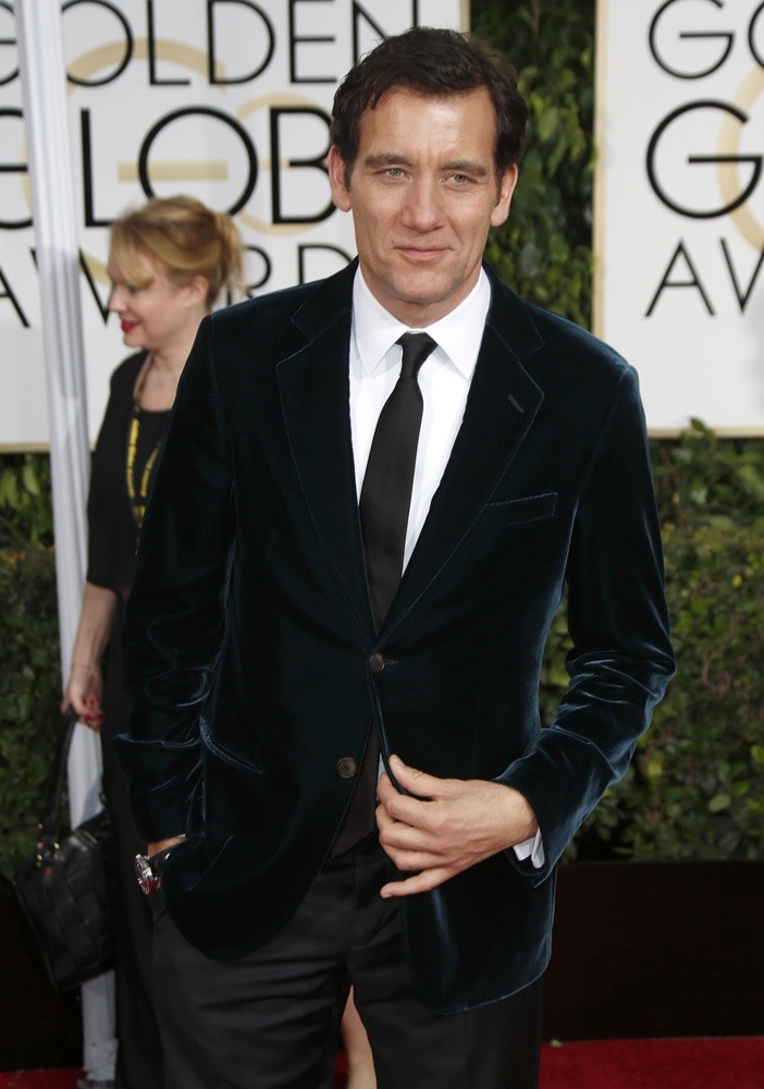 Clive Owen Pictures with High Quality Photos