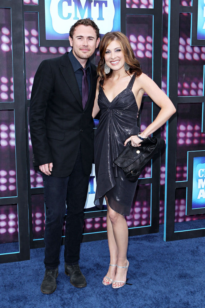 Chad Hughes;Sarah Buxton;<br>2010 CMT Music Awards Blue Carpet Arrivals