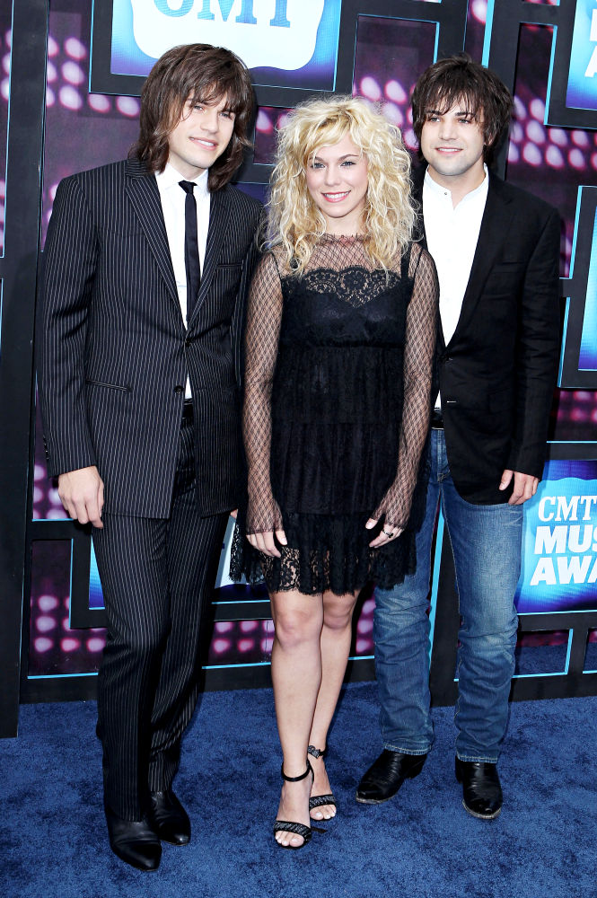 The Band Perry;<br>2010 CMT Music Awards Blue Carpet Arrivals