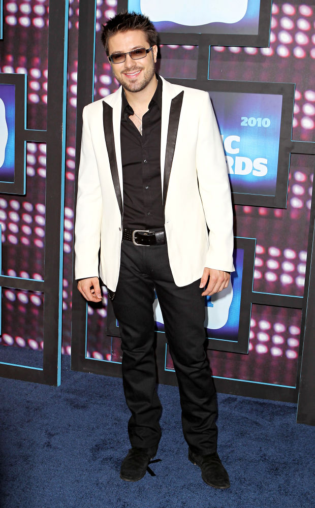 Danny Gokey;<br>2010 CMT Music Awards Blue Carpet Arrivals