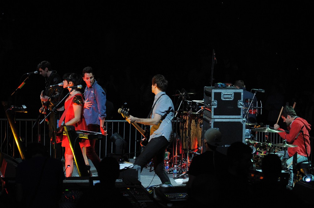 Cobra Starship;<br>The Y100 Jingle Ball 2011