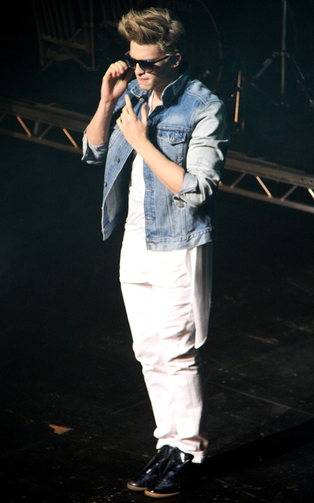 Cody Simpson;<br>Cody Simpson Performs as Part of His Welcome to Paradise Tour