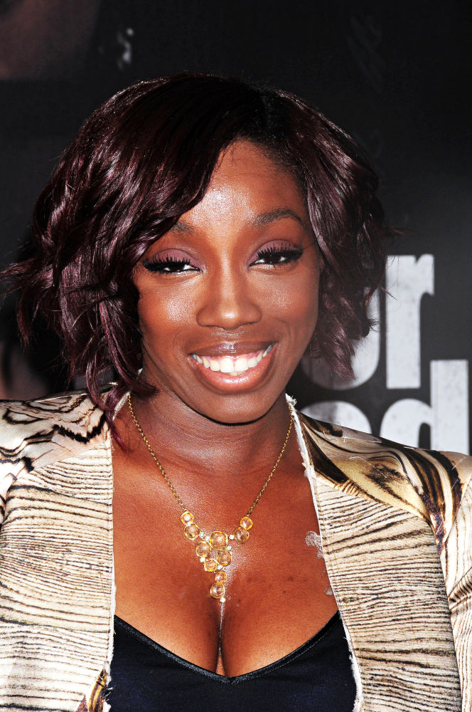 Estelle;<br>NYC Movie Premiere of 'For Colored Girls' - Arrivals
