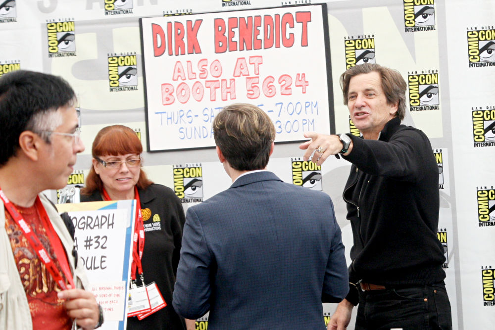Dirk Benedict;<br>Comic Con 2010 - Day 2 - Autograph Session