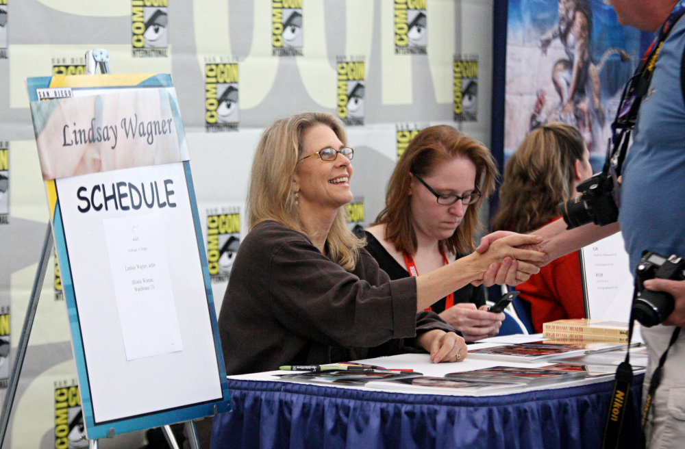 Lindsay Wagner;<br>Signs Autographs For Fans at Comic Con