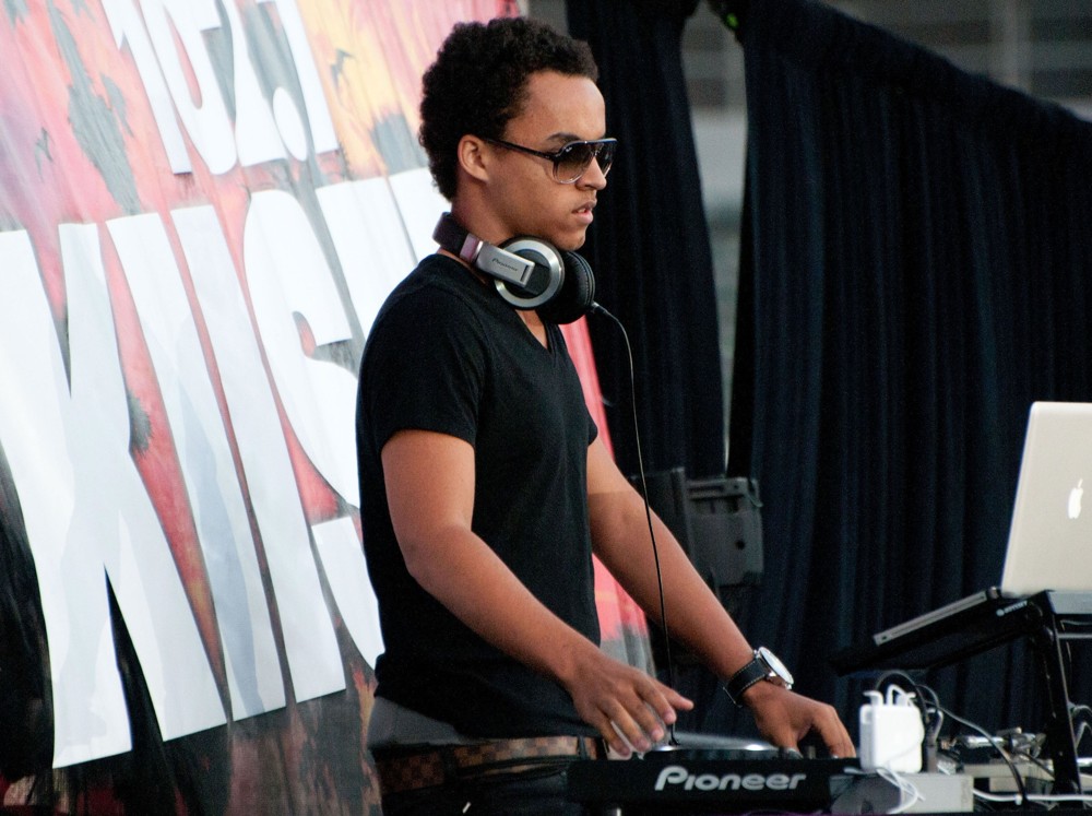 Connor Cruise;<br>102.7 KIIS FM's Wango Tango 2012 - Show