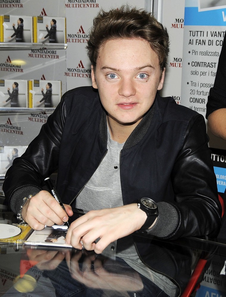Conor Maynard;<br>Conor Maynard Signs Copies of His Album Contrast and Meets Fans