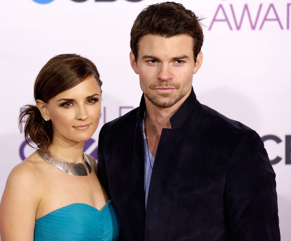 Rachael Leigh Cook;Daniel Gillies;<br>People's Choice Awards 2013 - Red Carpet Arrivals
