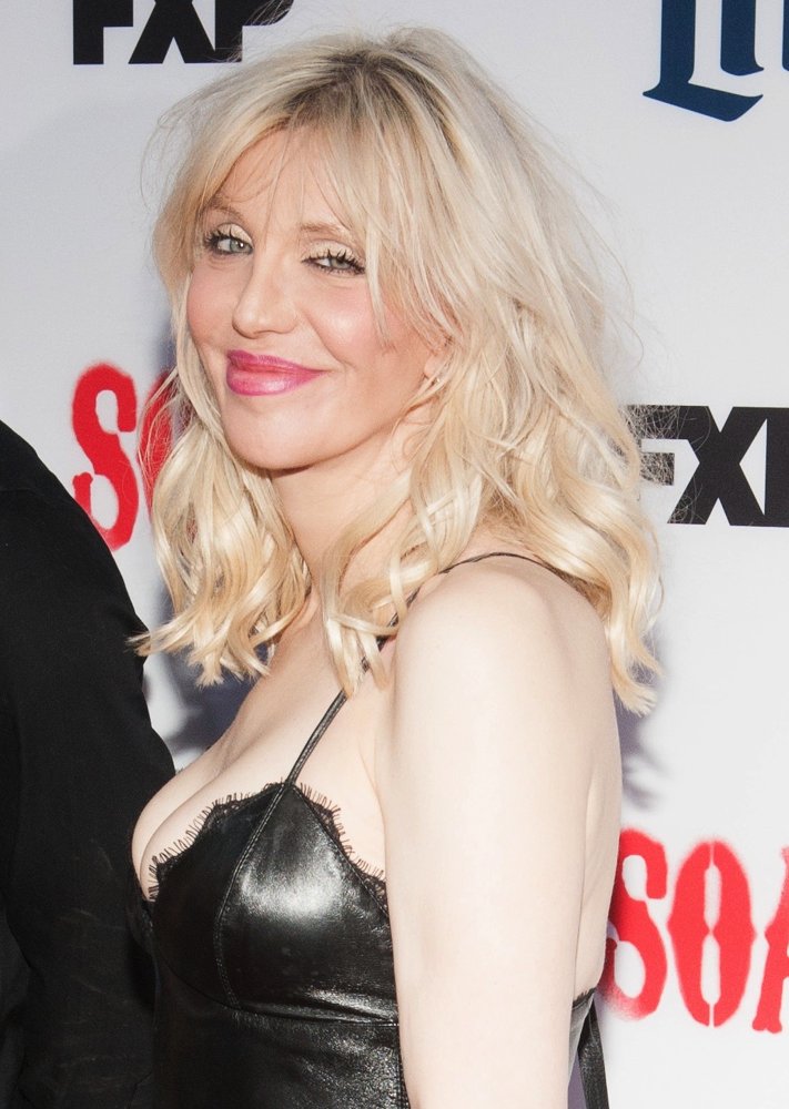 Courtney Love Picture 97 - FX's Sons of Anarchy Premiere Season 7 - Arrivals