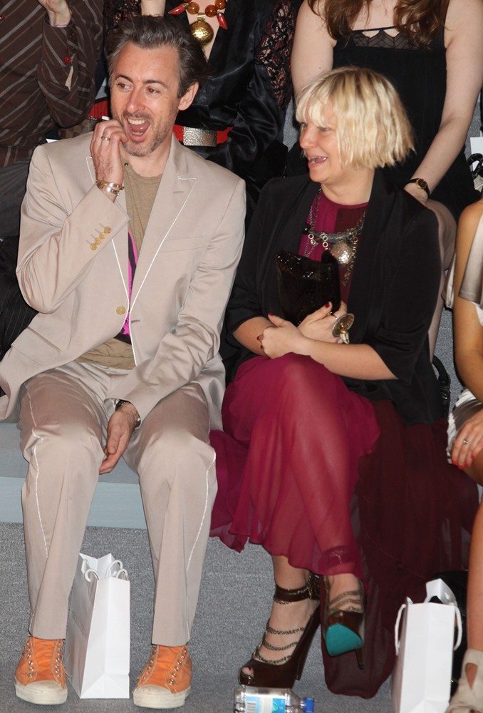 Alan Cumming;Sia Furler;<br>Mercedes-Benz IMG New York Fashion Week Spring-Summer 2011 - Christian Siriano - Front Row
