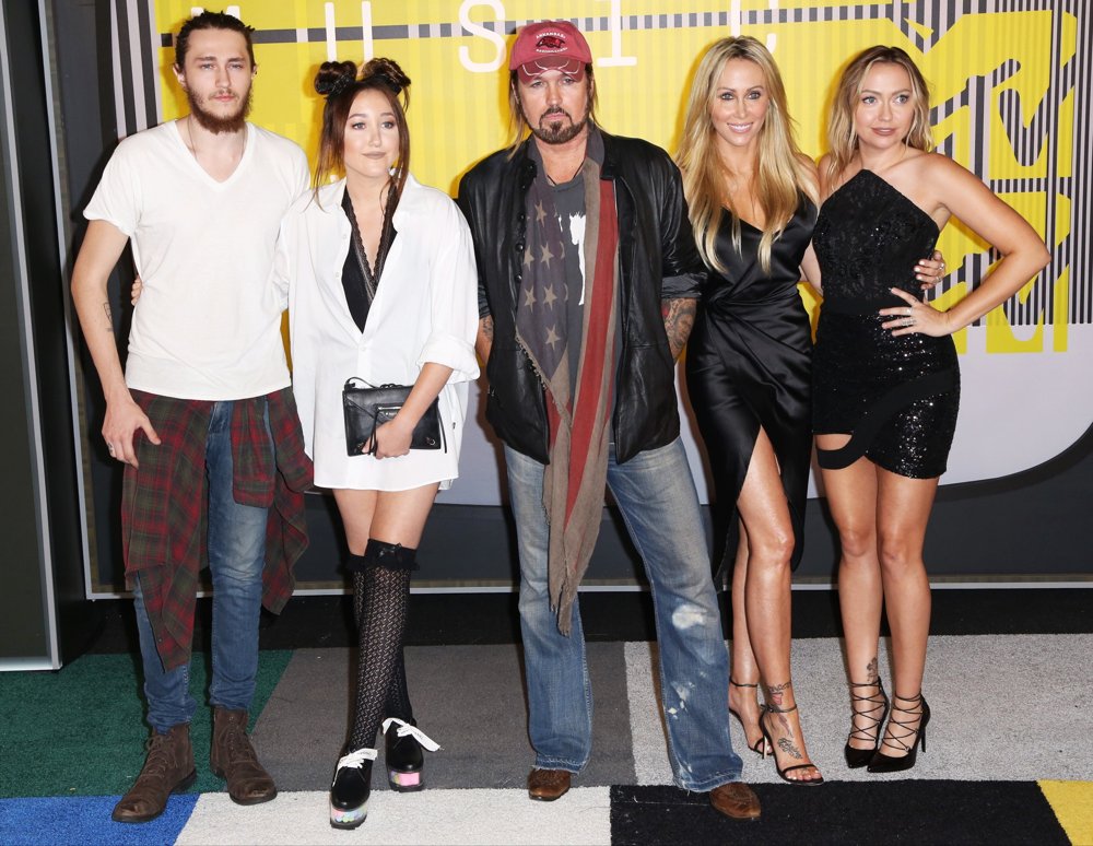 Braison Cyrus;Noah Cyrus;Billy Ray Cyrus;Tish Cyrus;Brandi Cyrus;<br>2015 MTV Video Music Awards - Arrivals