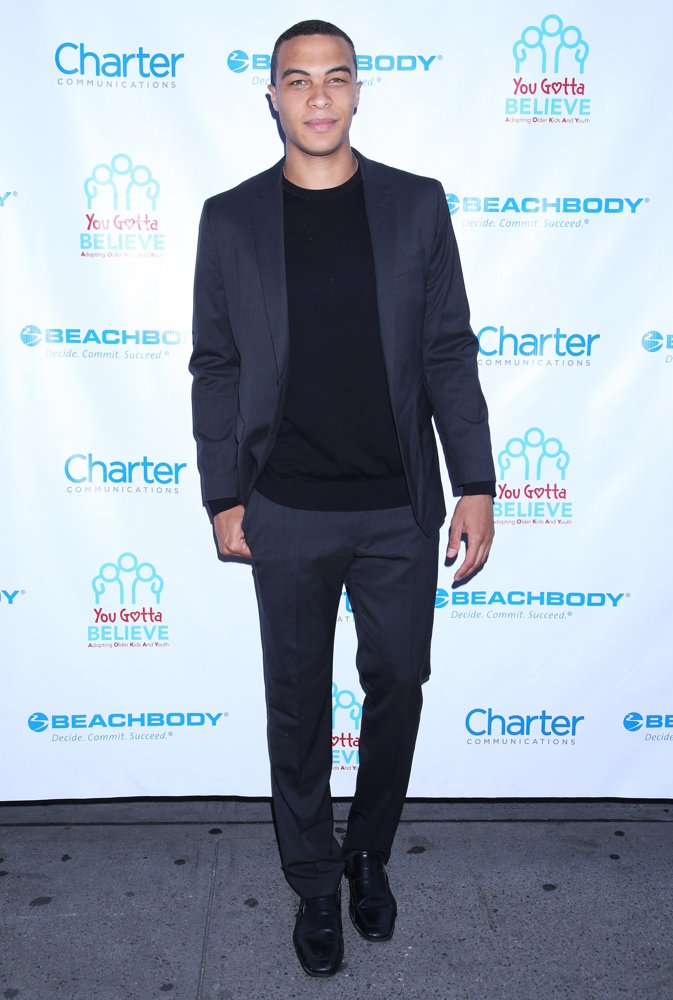 Dale Moss;<br>Voices for The Voiceless: Stars for Foster Kids Benefit - Arrivals