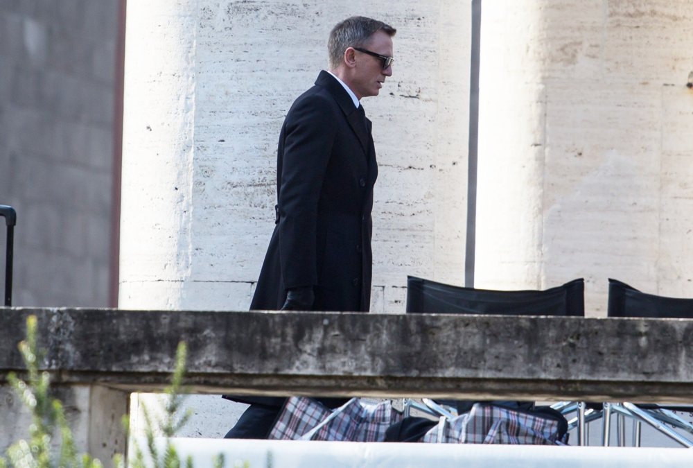 Daniel Craig;<br>On The Set for Movie Spectre