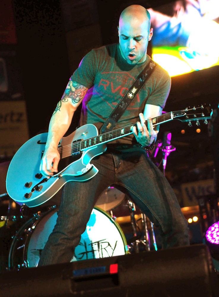 Chris Daughtry;DAUGHTRY;<br>DAUGHTRY Perform Live at Citi Field