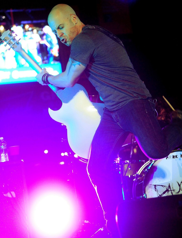 Chris Daughtry;DAUGHTRY;<br>DAUGHTRY Perform Live at Citi Field