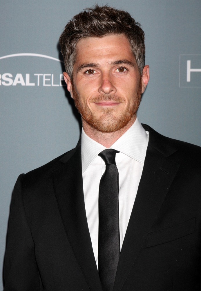 dave-annable-picture-13-the-world-premiere-of-what-s-your-number-arrivals