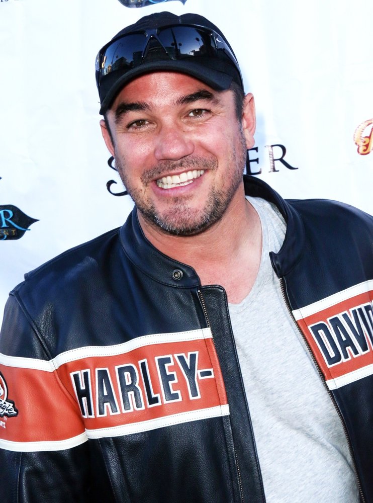 Dean Cain Pictures, Latest News, Videos.