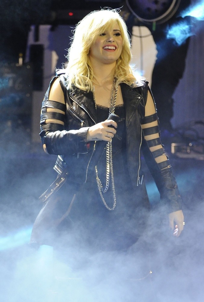 Demi Lovato;<br>2013 MuchMusic Video Awards - Show