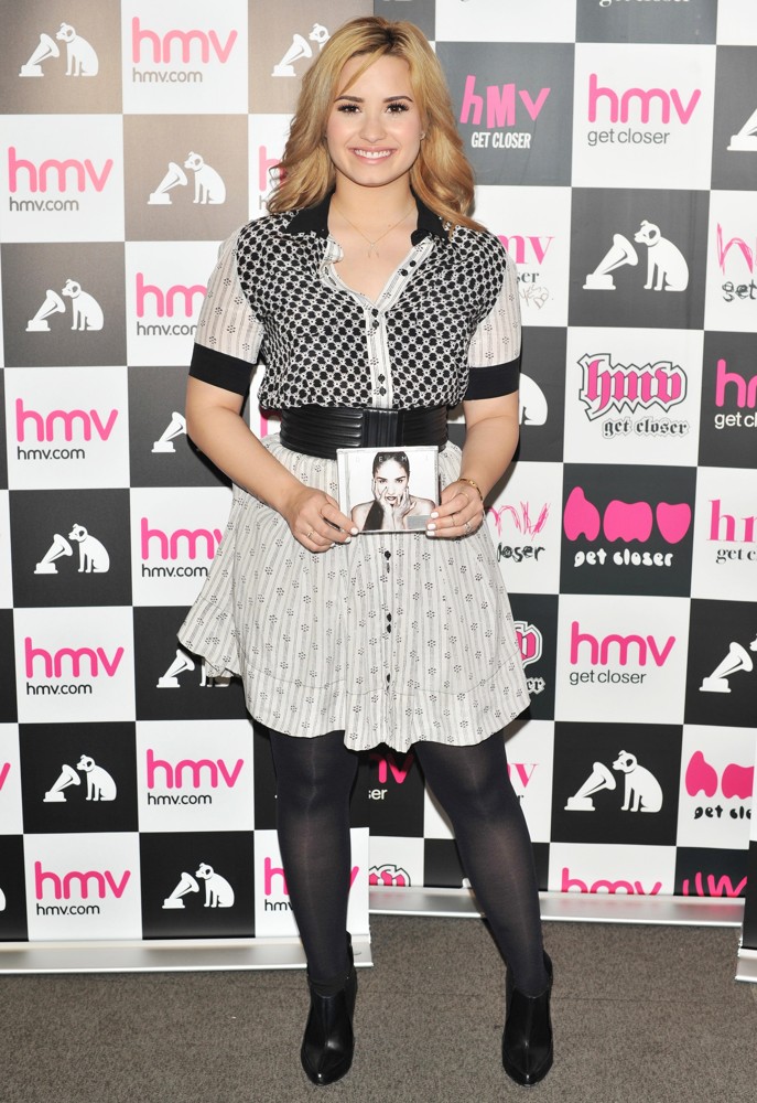Demi Lovato;<br>Demi Lovato Meets Fans and Sign Copies of Album Demi