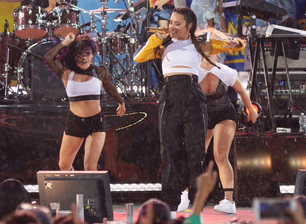 Demi Lovato Performing Live on ABC's Good Morning America