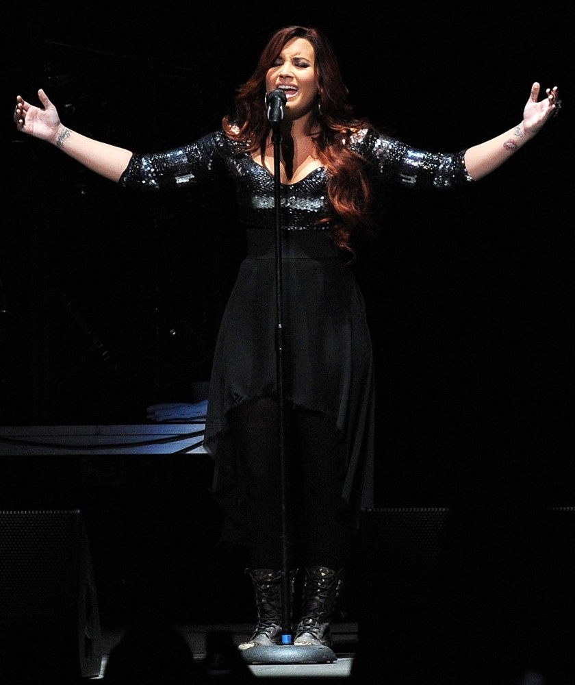 Demi Lovato;<br>The Y100 Jingle Ball 2011