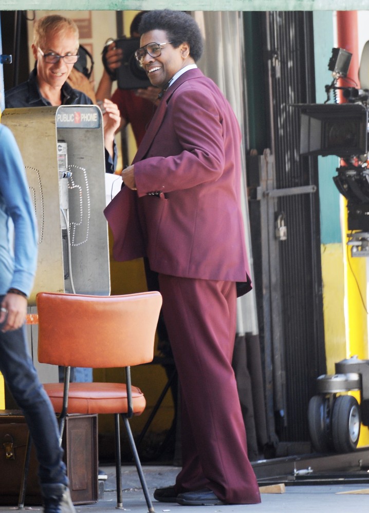 Denzel Washington;<br>Denzel Washington Filming Inner City