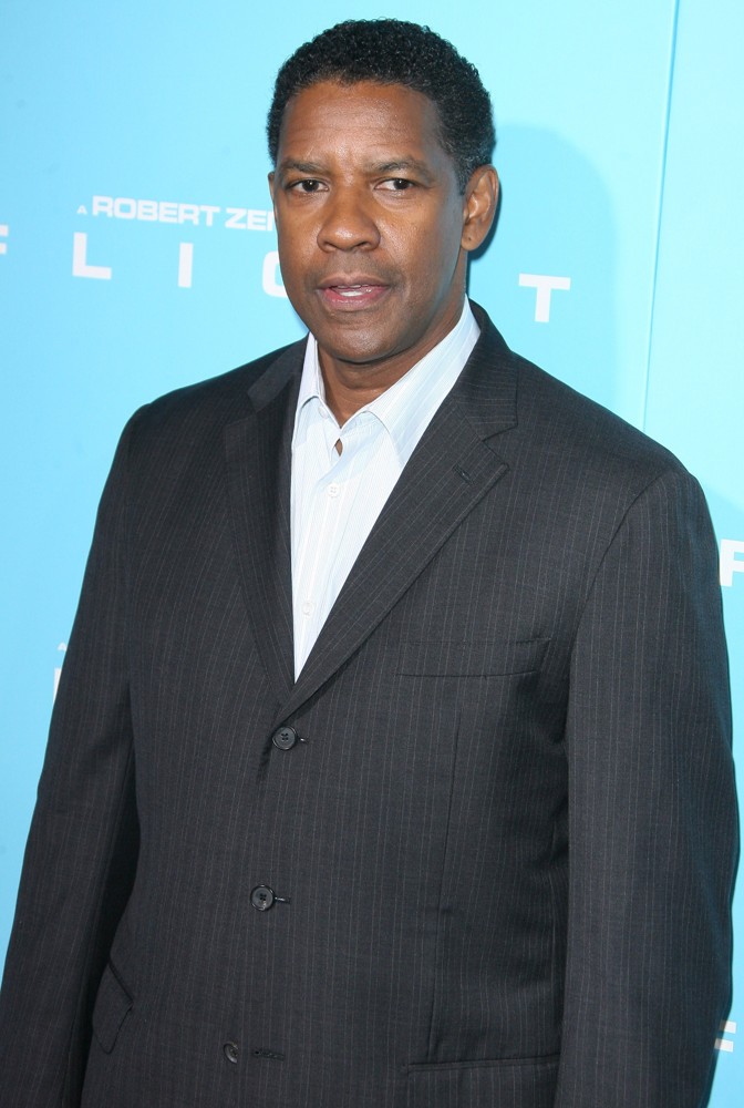 Denzel Washington;<br>The Los Angeles Premiere of Flight - Arrivals