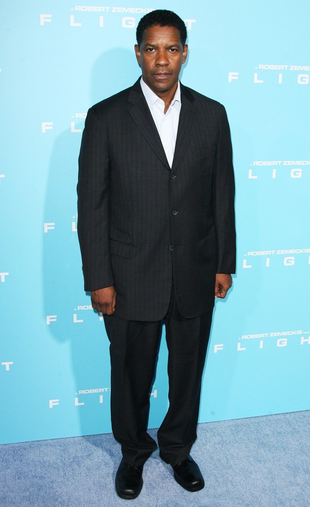 Denzel Washington;<br>The Los Angeles Premiere of Flight - Arrivals
