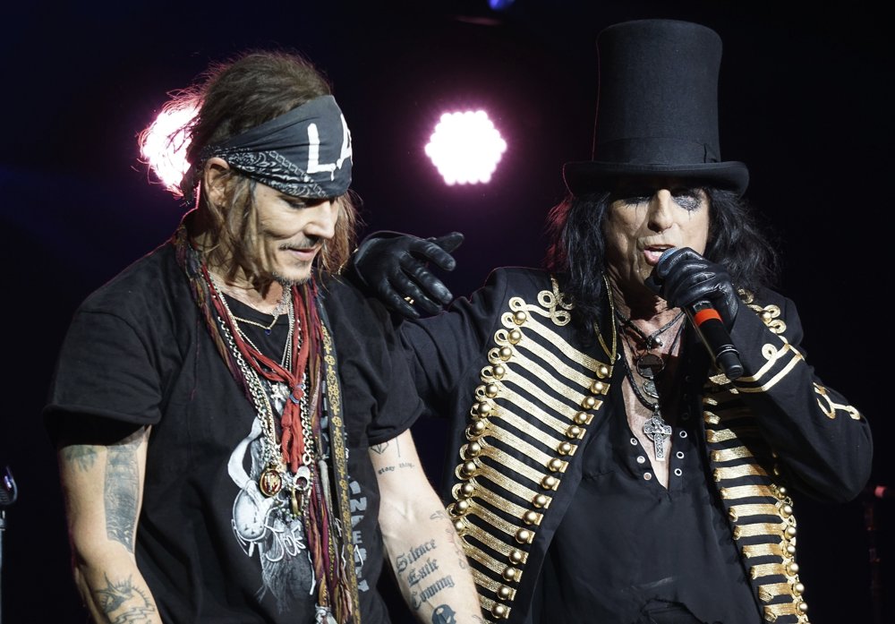 Hollywood Vampires Perform at The Tollwood Festival 2018