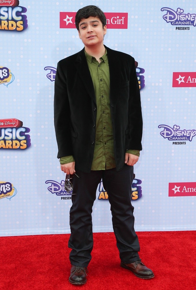 Devan Leos;<br>2015 Radio Disney Music Awards - Arrivals