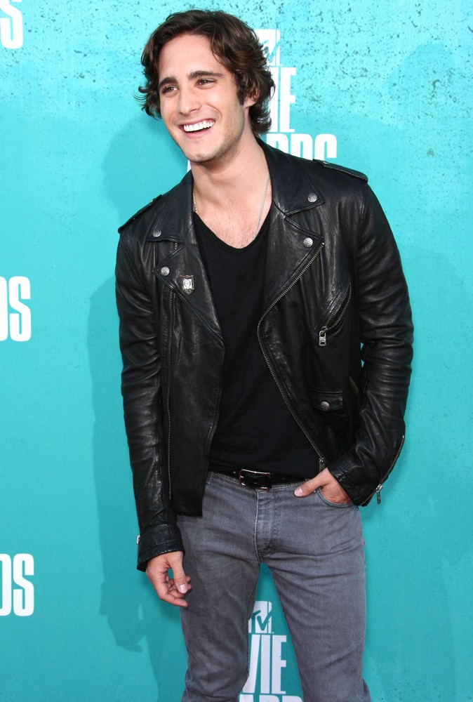Diego Boneta;<br>2012 MTV Movie Awards - Arrivals