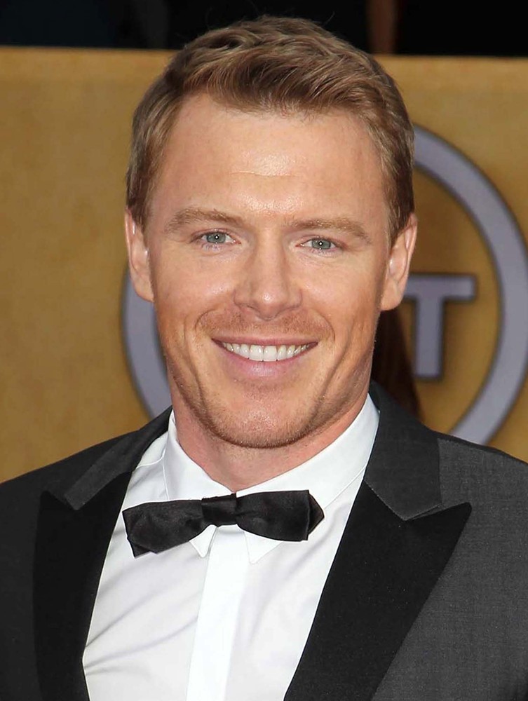 Diego Klattenhoff;<br>19th Annual Screen Actors Guild Awards - Arrivals